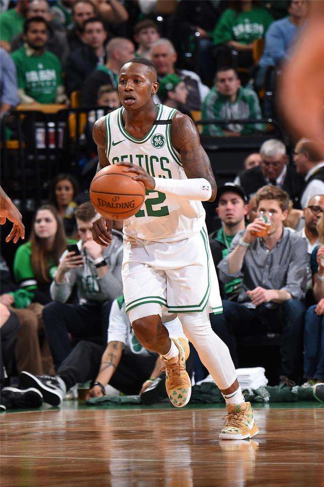 季中的表现 季中的表现