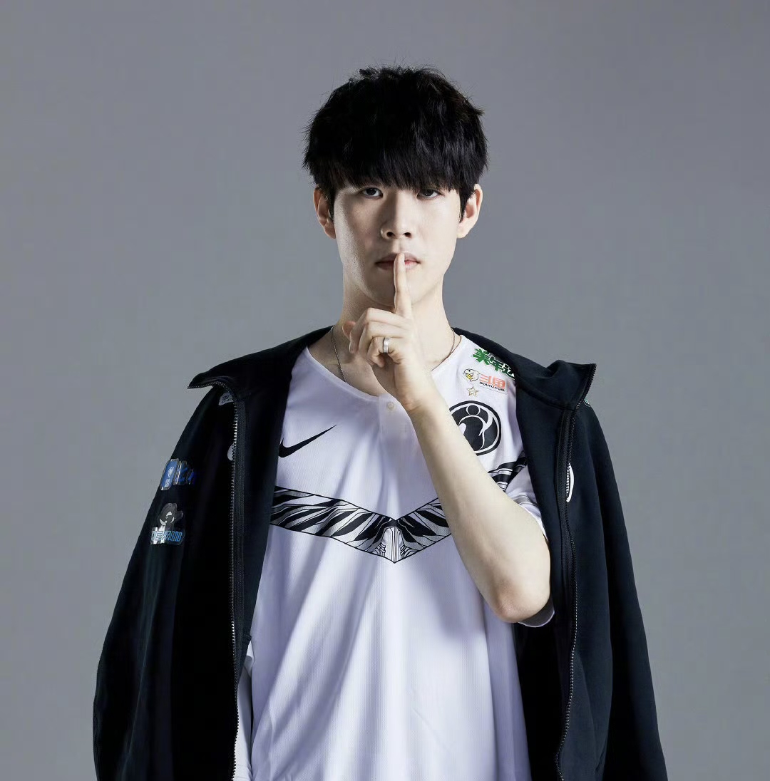 之间的距离 之间的距离