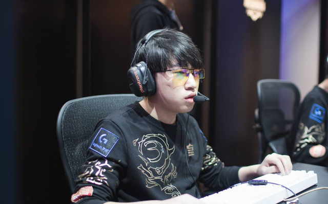 职业的双重 职业的双重